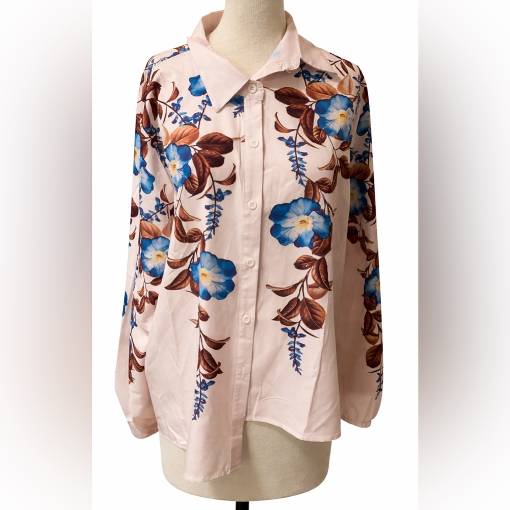 Women’s XXL Light Pink Floral Button Down Blouse | Blue Flower Collared Top